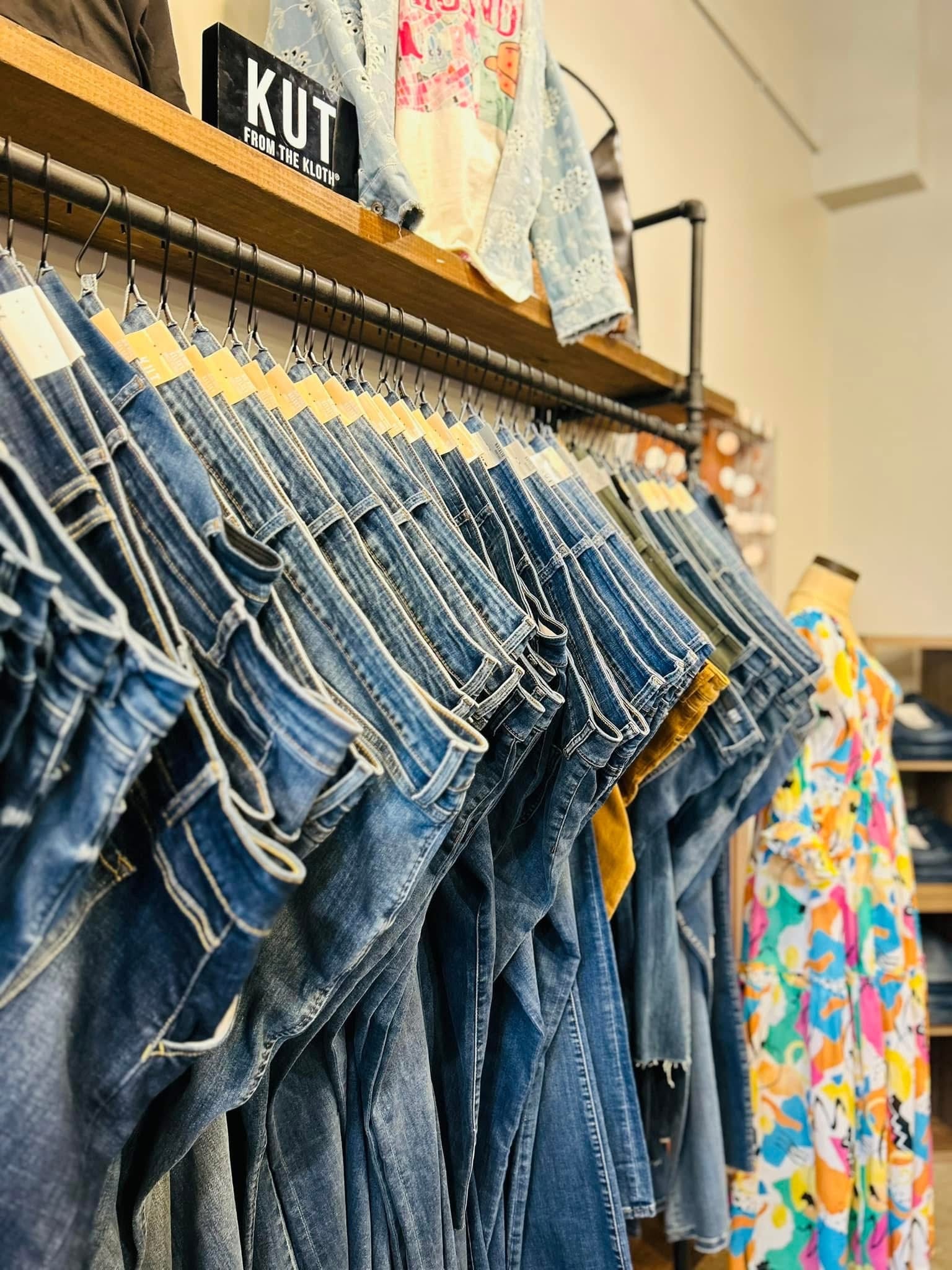 Best Womens Clothing Store Kemah, TX - Fashionable Pieces Belle Lees Boutique Best Womens Clothing Store Kemah, TX - Fashionable Pieces Belle Lees Boutique