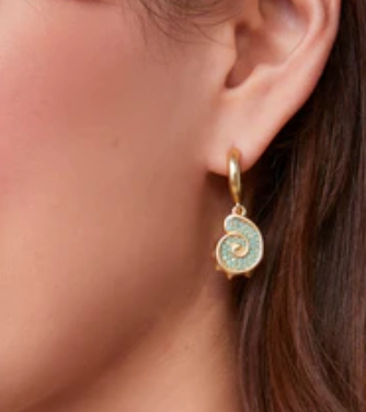 Top Looks with Seashell Earrings Kendra Scott Galveston, TX