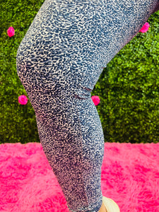 Lulu-B Navy Leopard Ankle Leggings