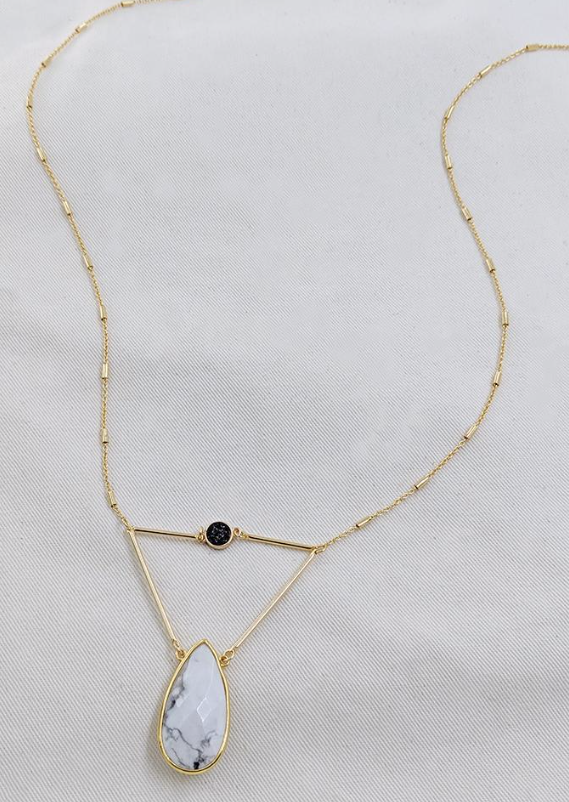 Howlite Gold Necklace