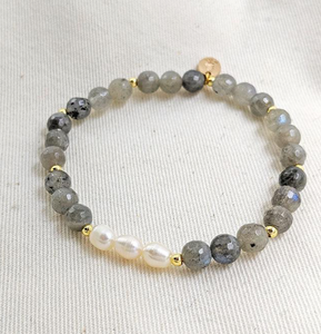 Labradorite Pearl Petite Bracelet