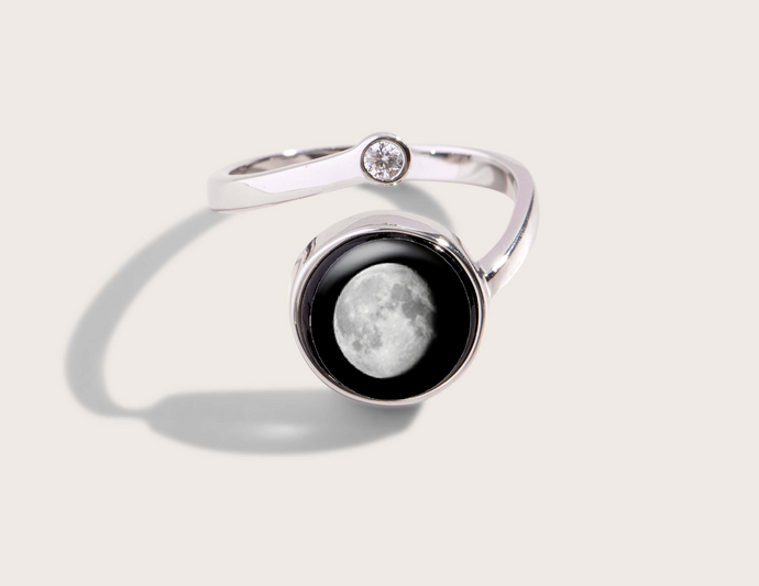 Cosmic Spiral Ring in Rhodium - Moon Glow