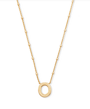 Letter O Pendant Necklace in Gold - Kendra Scott