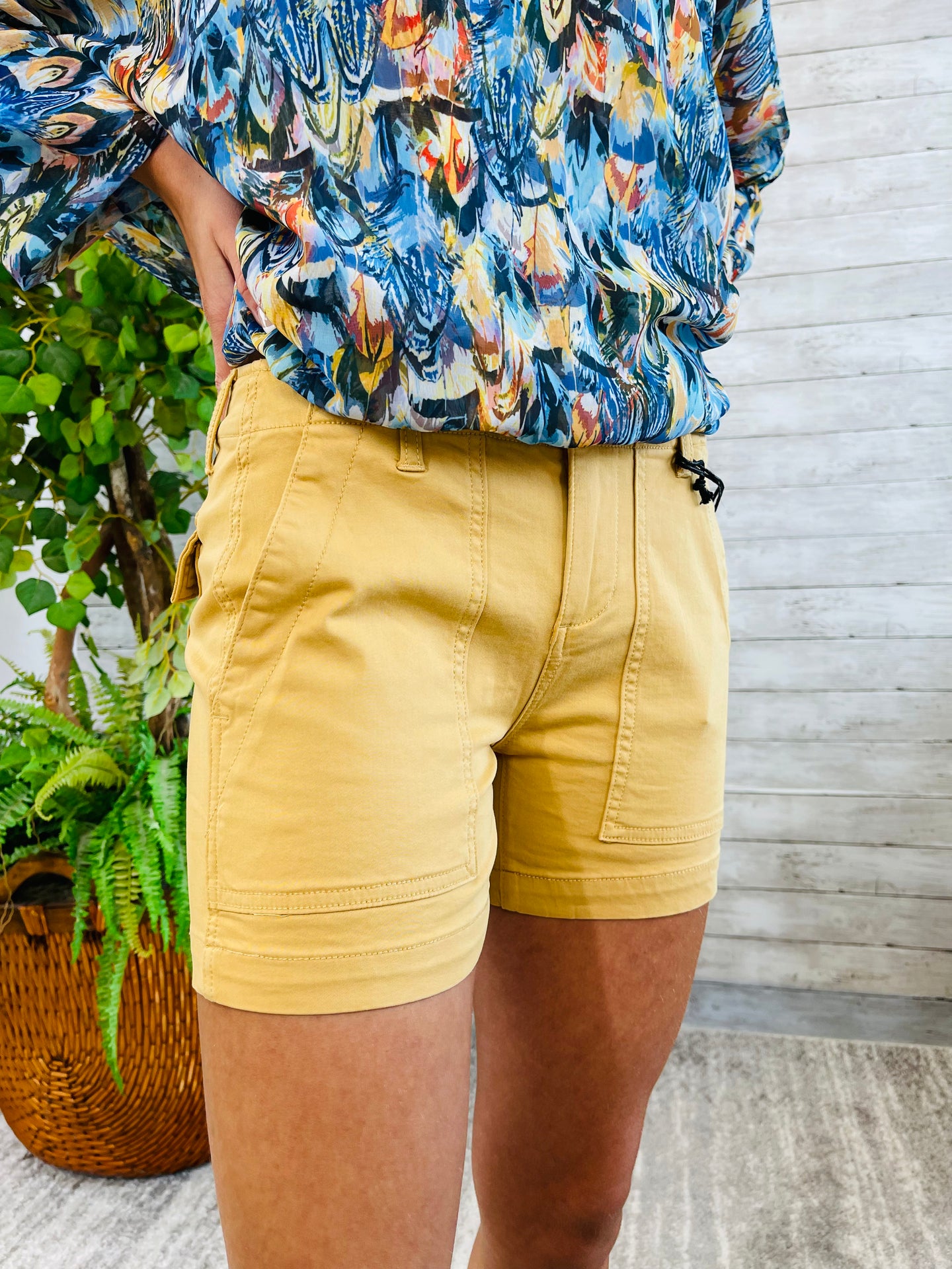 Golden Glow Utility Shorts with Flap Pockets