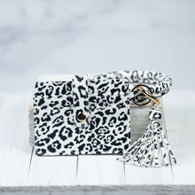 Bridgette Bangle Keychain with Scalloped Edge Card Holder